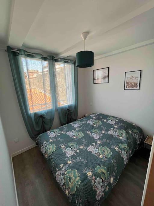 Appartement En Plein Coeur Du Centre Ville Ле-Сабль-д’Олон Экстерьер фото